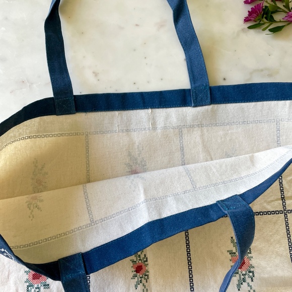 Sezane x Baziszt Blue Floral Tote Bag - Picture 8 of 12